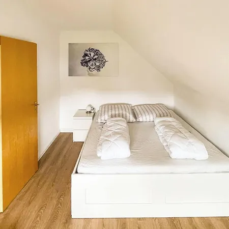 2 Bedroom Gorgeous In 別荘 *